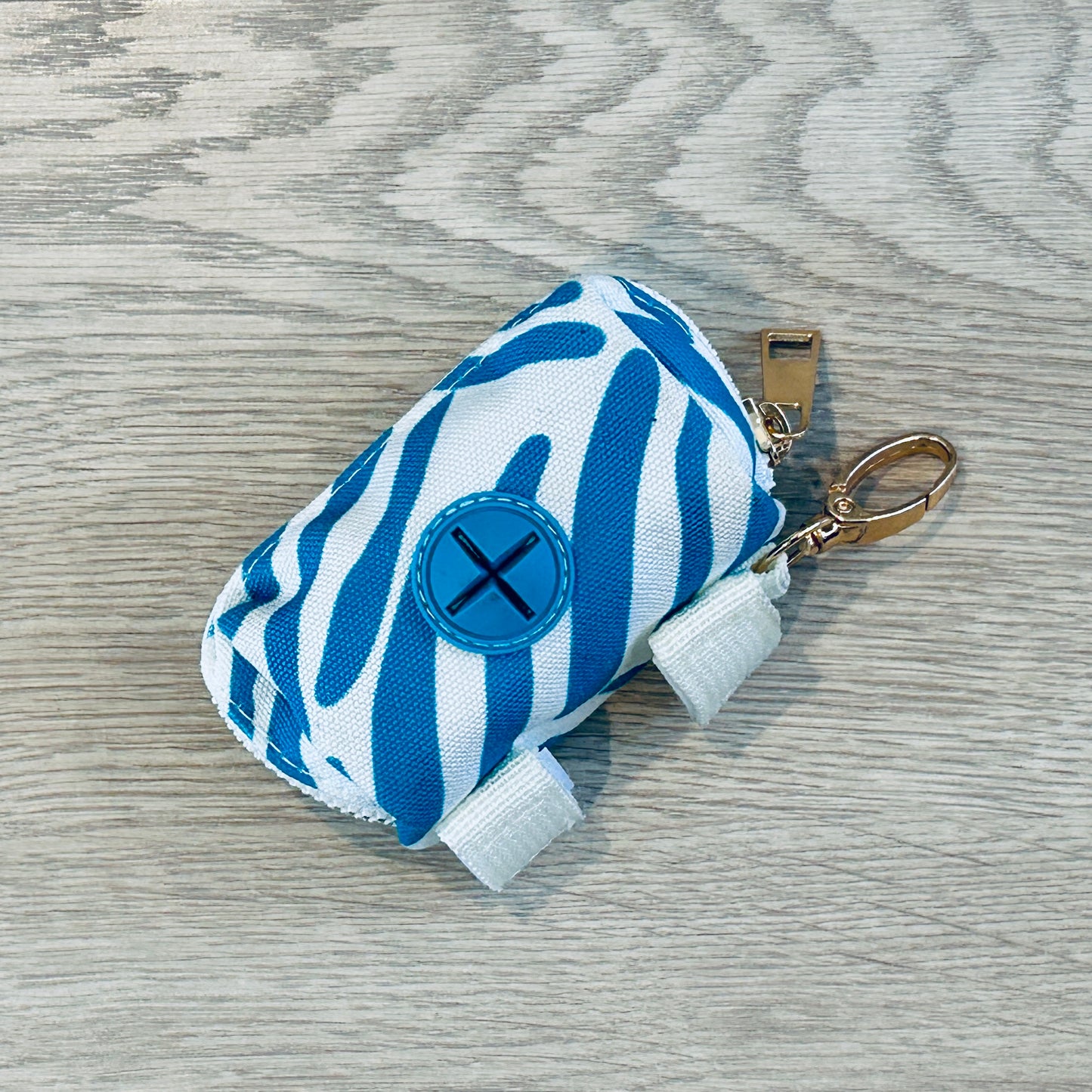 Pochette pour sac à caca