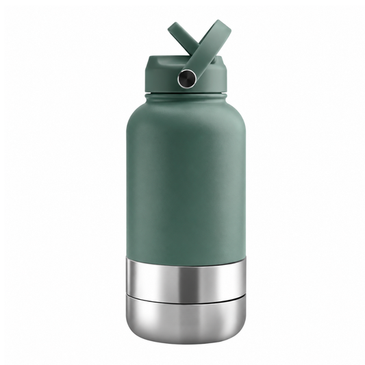 **PRÉVENTE pour début août** 
Bouteille de voyage Nelly & Cie 3-en-1 verte mousse